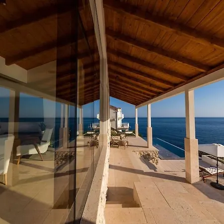 M - Dubrovnik ヴィラ